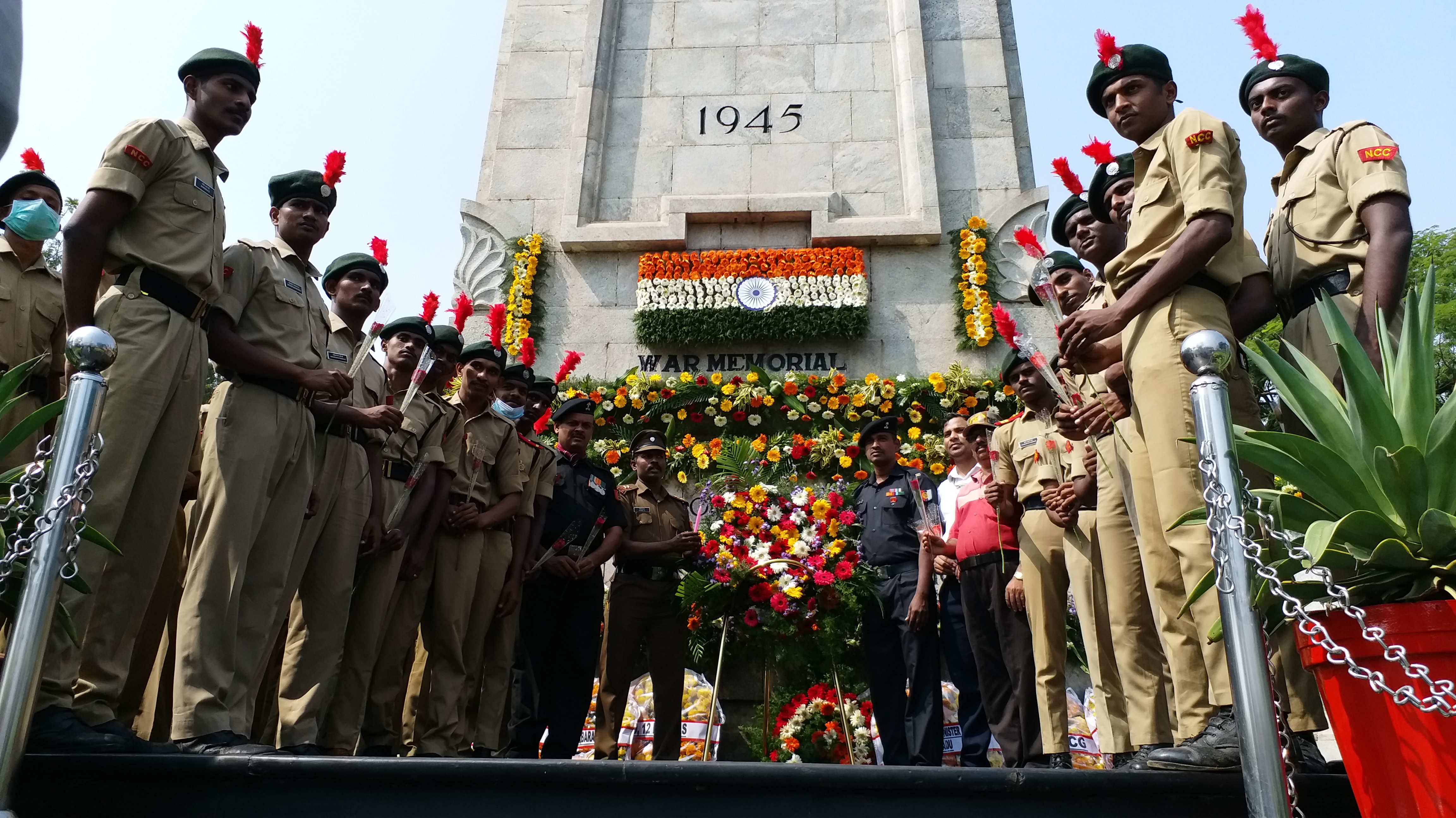 Chennai Victory War Memorial, Chennai Victory War Memorial ETV Bharat special Story, History of Chennai Victory War Memorial, Special Feautres of Chennai Victory War Memorial, Chennai Victory War Memorial location, Chennai Victory War Memorial opens till December 19 5pm, Public allowed for 4 days in Chennai Victory War Memorial, சென்னை வெற்றிப் போர் நினைவுச்சின்னம், சென்னை வெற்றிப் போர் நினைவுச்சின்னம் ஈடிவி பாரத் சிறப்பு தொகுப்புகள், சென்னை வெற்றிப் போர் நினைவுச்சின்னத்தின் வரலாறு, வெற்றிப் போர் நினைவுச்சின்னத்தின் சிறப்பு, டிசம்பர் 19ஆம் தேதி மாலை 5 மணி வரை, சென்னை வெற்றிப் போர் நினைவுச்சின்னம் செல்ல அனுமதி, வெற்றிப் போர் சின்னம் உள்ள இடம்