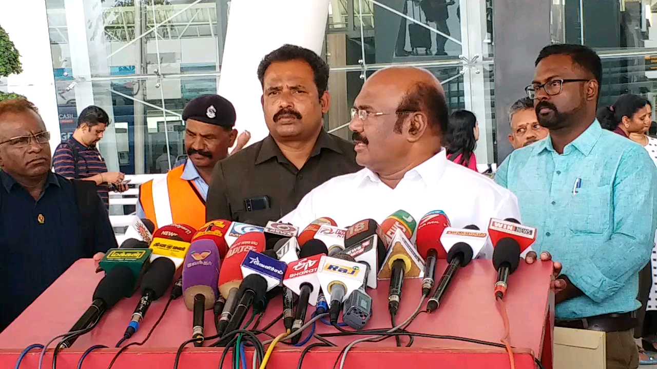 காங்கிரஸ், பாஜக கட்சிகளுடன் கூட்டணி வைத்த திமுகவிற்கு அரசியல் கொள்கை கிடையாது