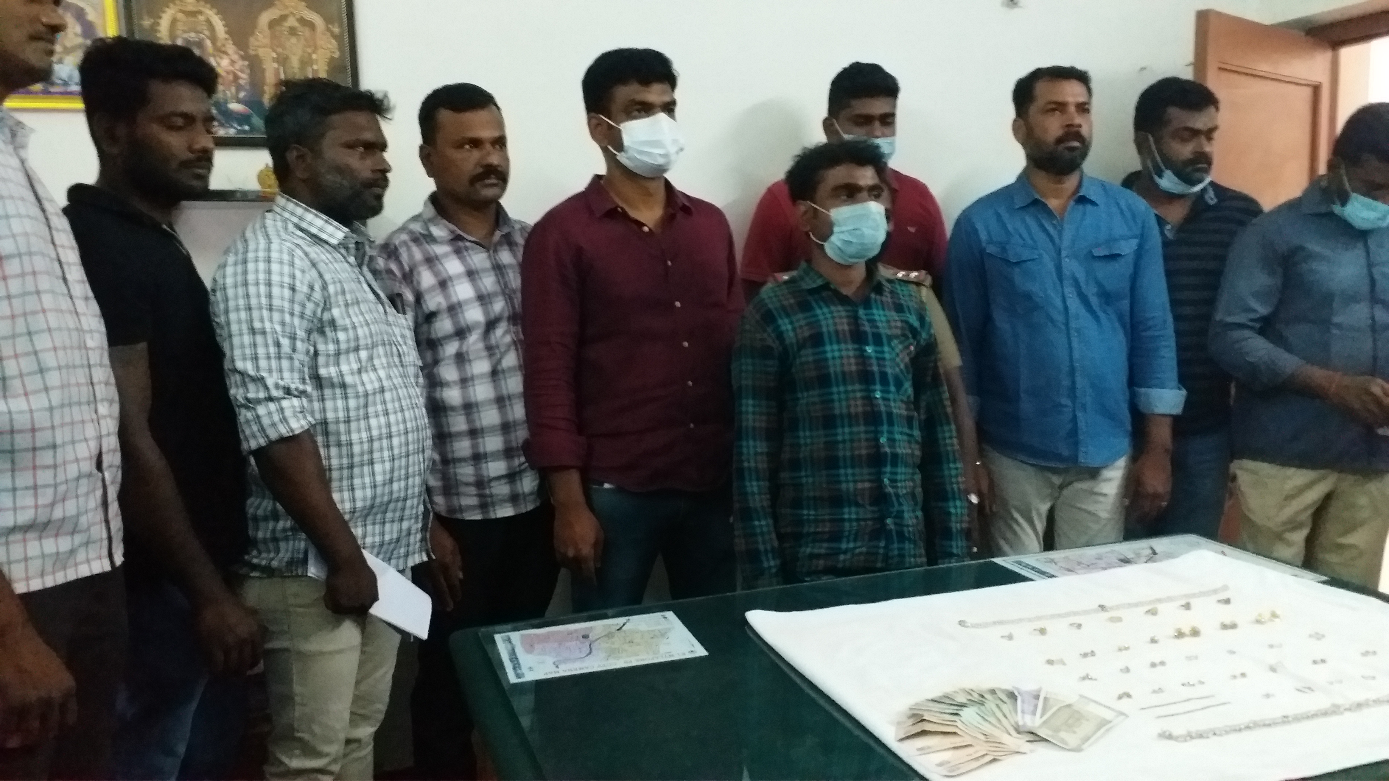 thief arrested for robbing 20 elderly people in a month at chennai