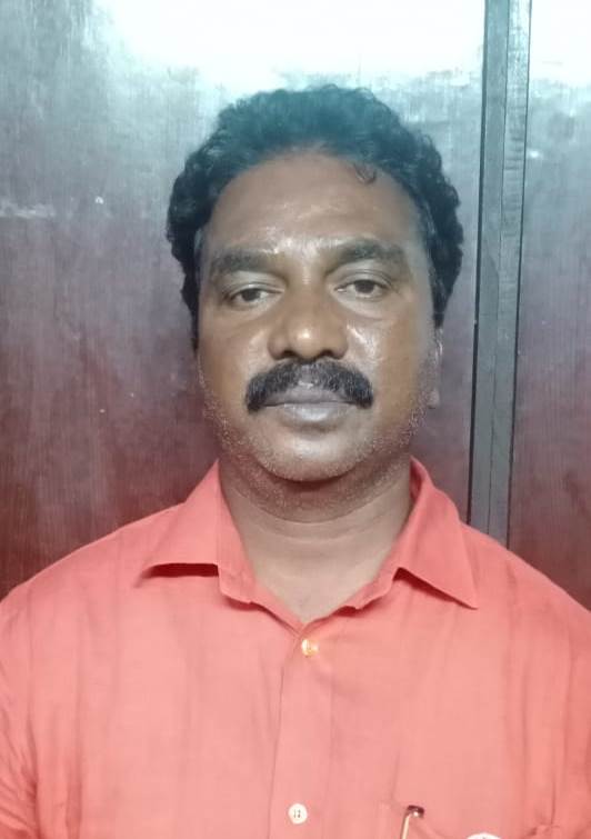 government officer arrested for employment scam