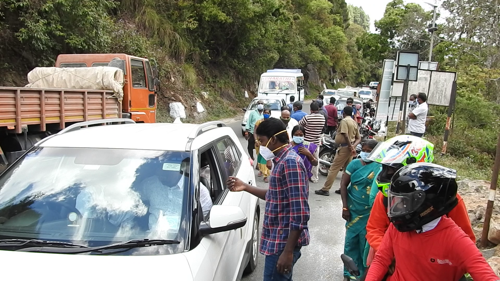 இ-பாஸ் இல்லாதவருக்கு தடை விதிக்கும் கொடைக்கானல்