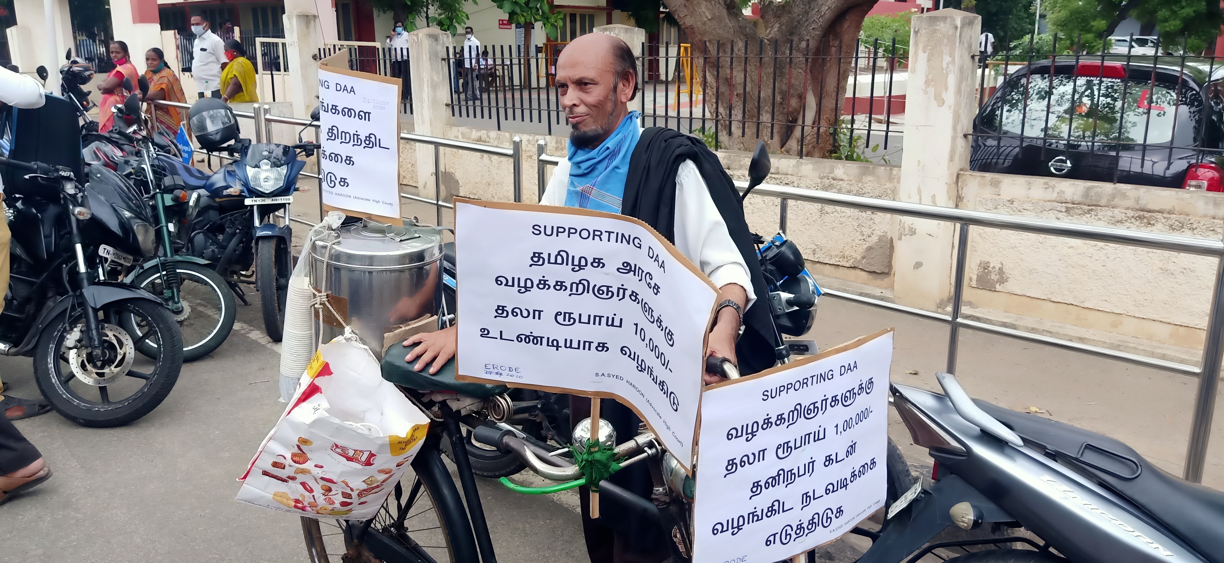 advocate sells tea in cycle as an effect of corona