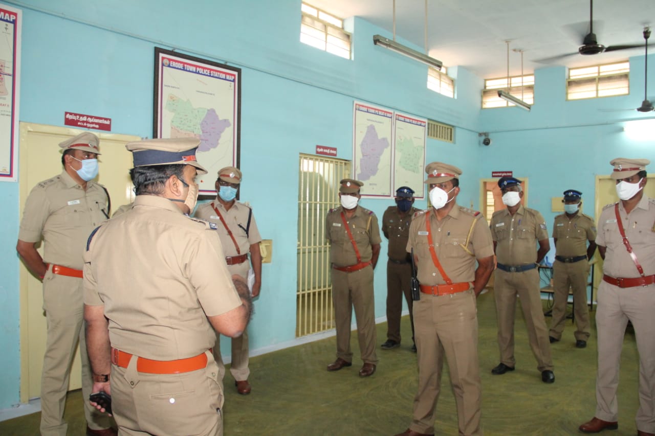 DIG Narendran inspection in erode police station