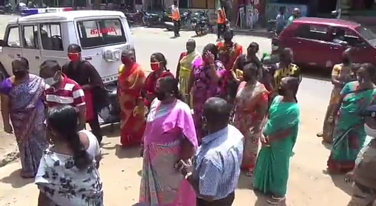 madurai women self help group complains on finance interest company