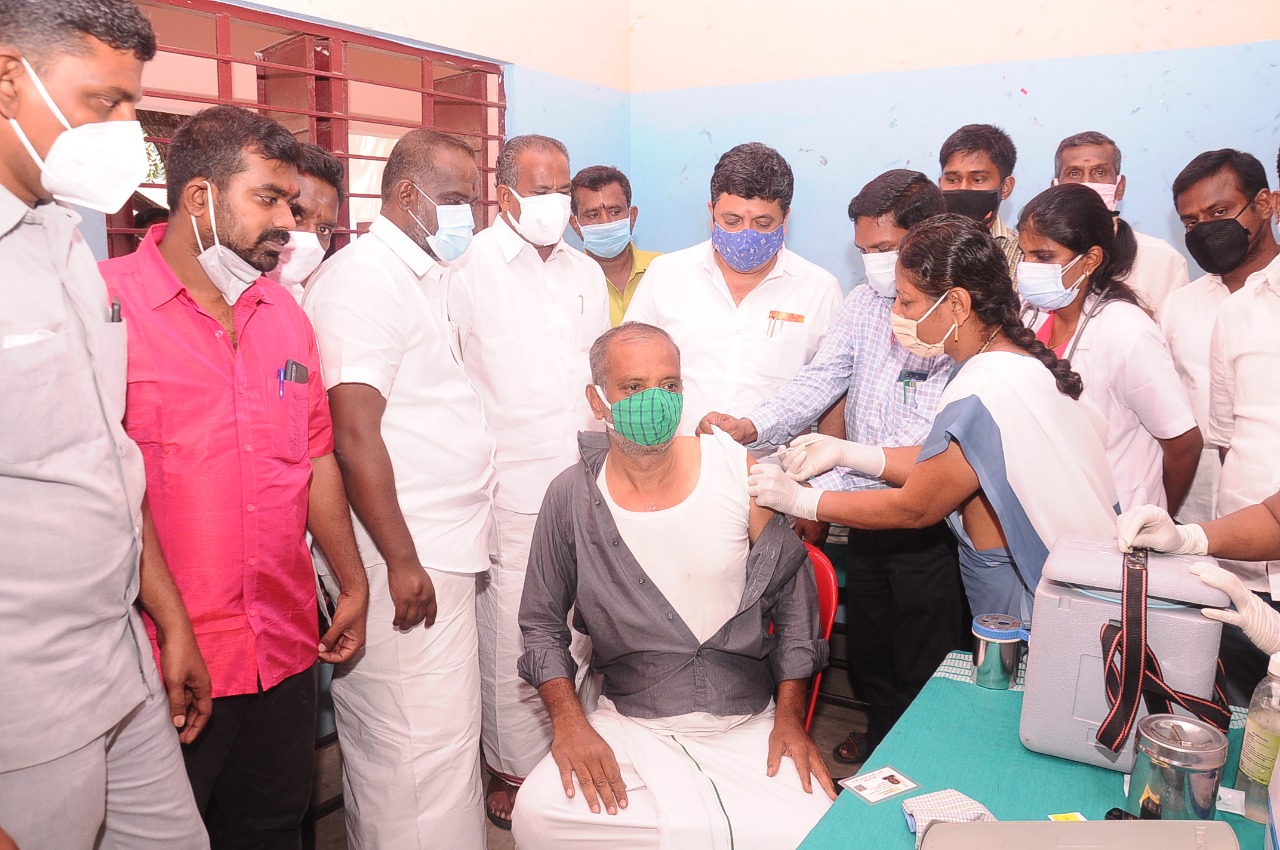 minister ptr palanivel thiagarajan state govt will increase vaccine Purchase