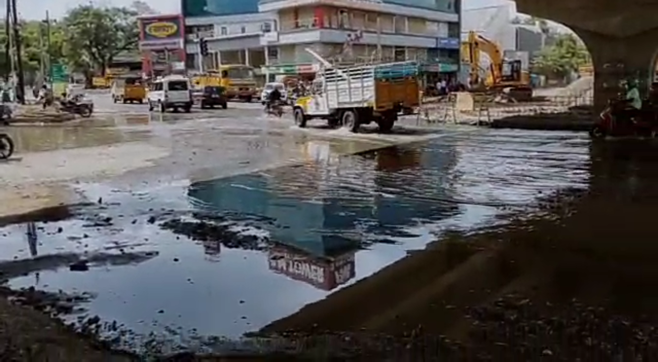 மதுரை சாலைகளில் வீணாய் போகும் குடிநீர்!