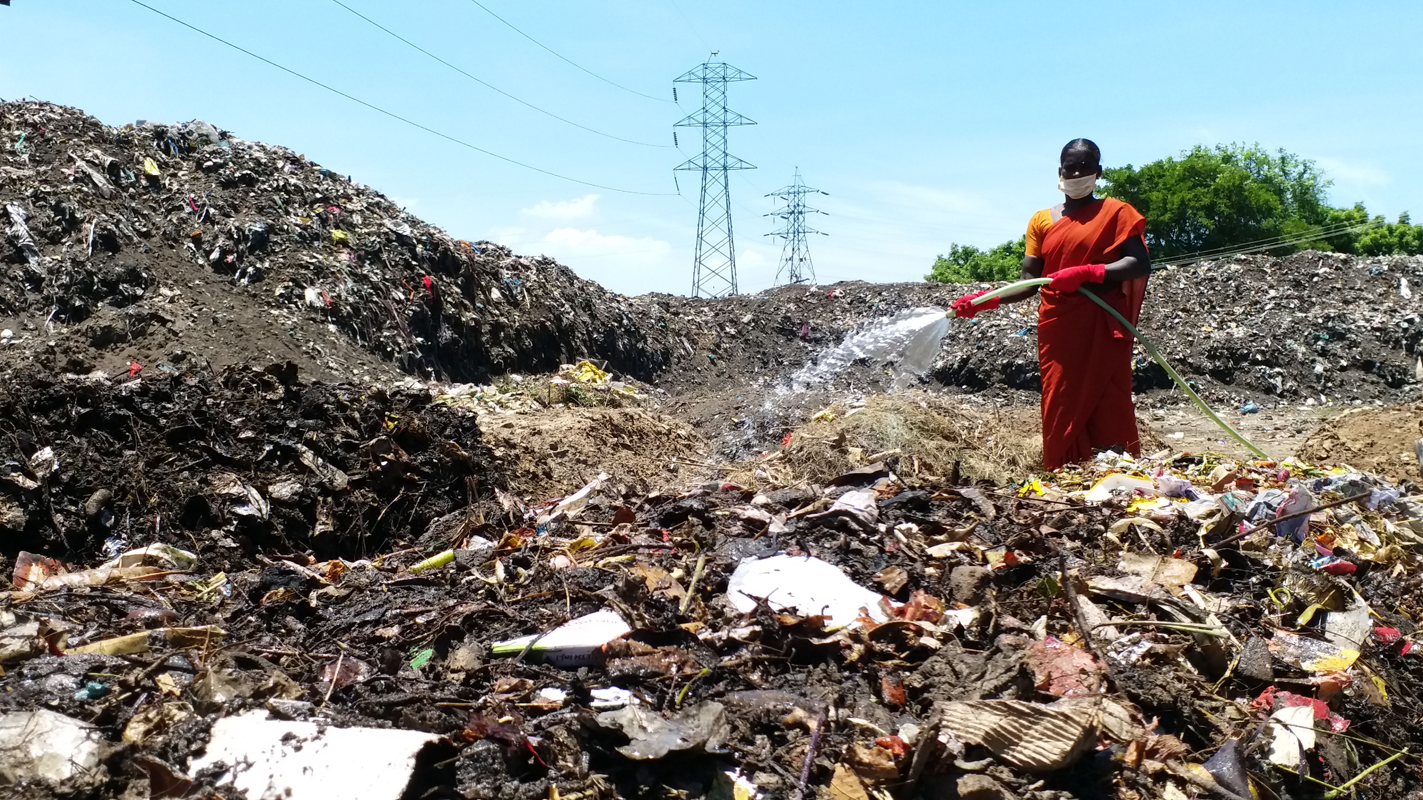 சோலைவனமாக மாற்றும் பரமேஸ்வரி