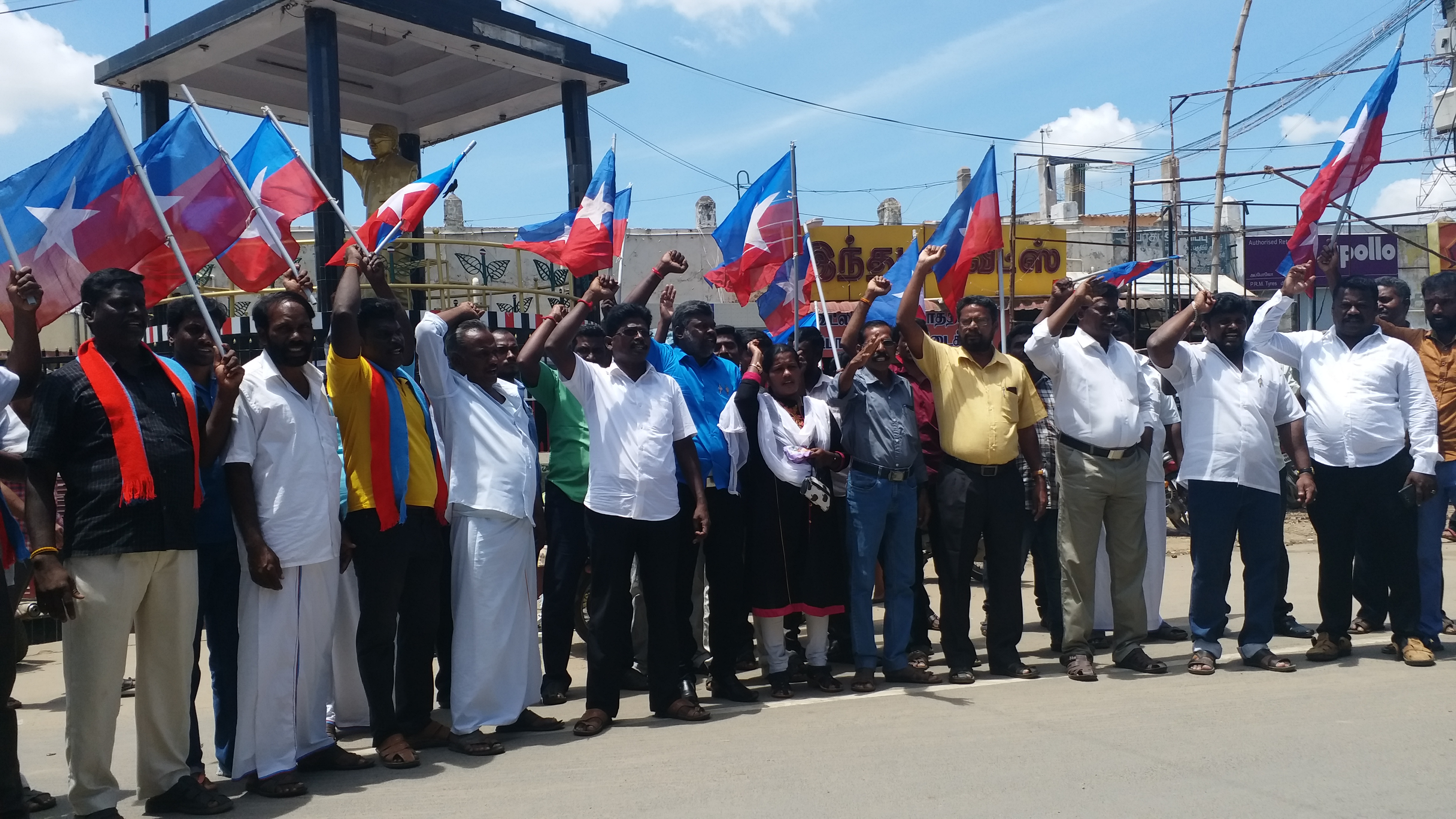 அம்பேத்கர் சிலை உடைப்பு  போராட்ட களமான தமிழகம்  ambedkar statue issue protest in various districts