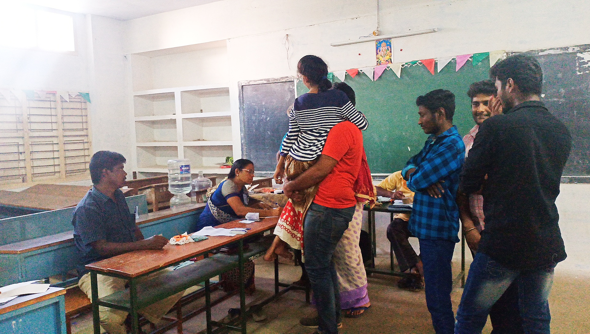 namakkal physically challenged people suffered on voting booths of not having wheel chairs