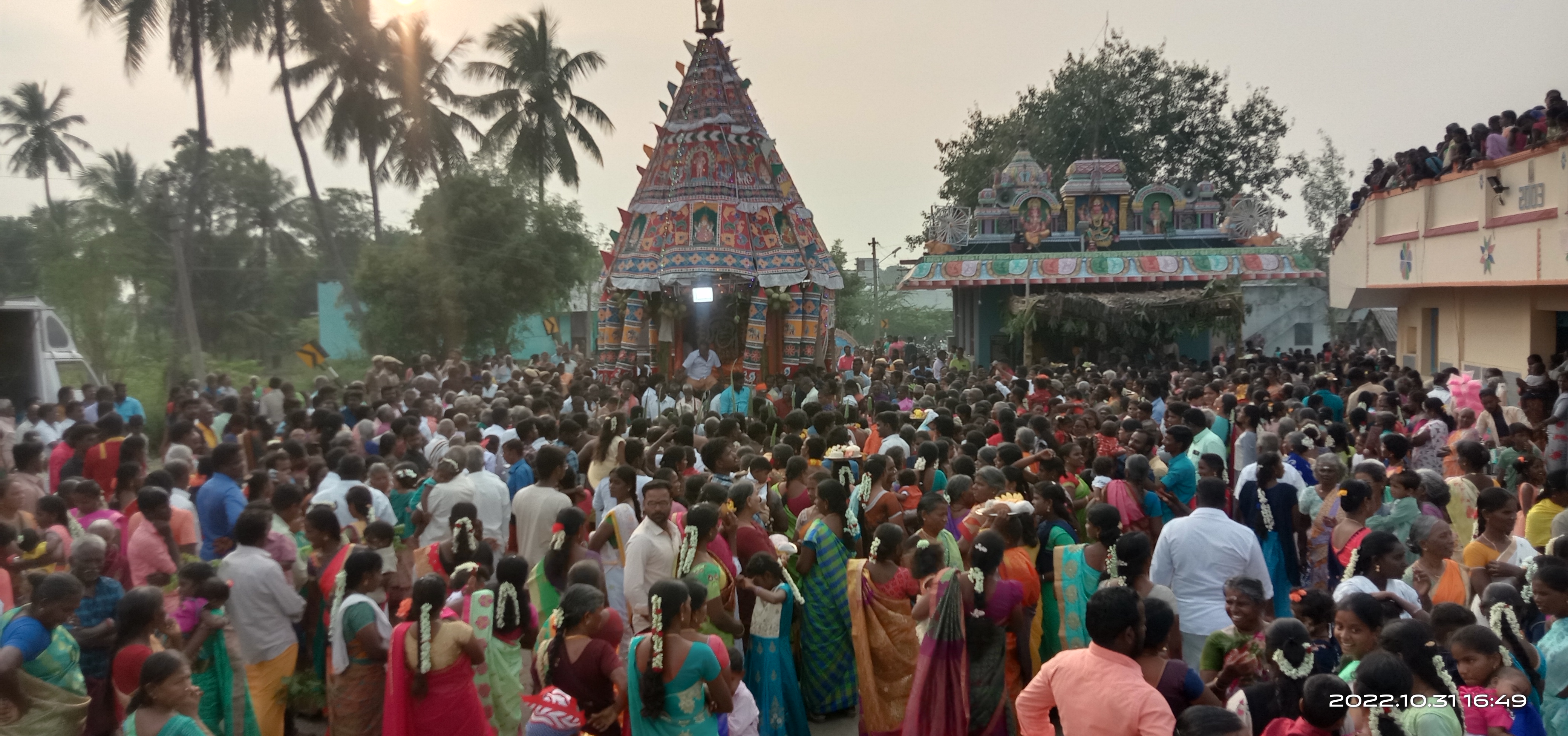 Devotees who gave black dots to children with strange elegance near  perambalur