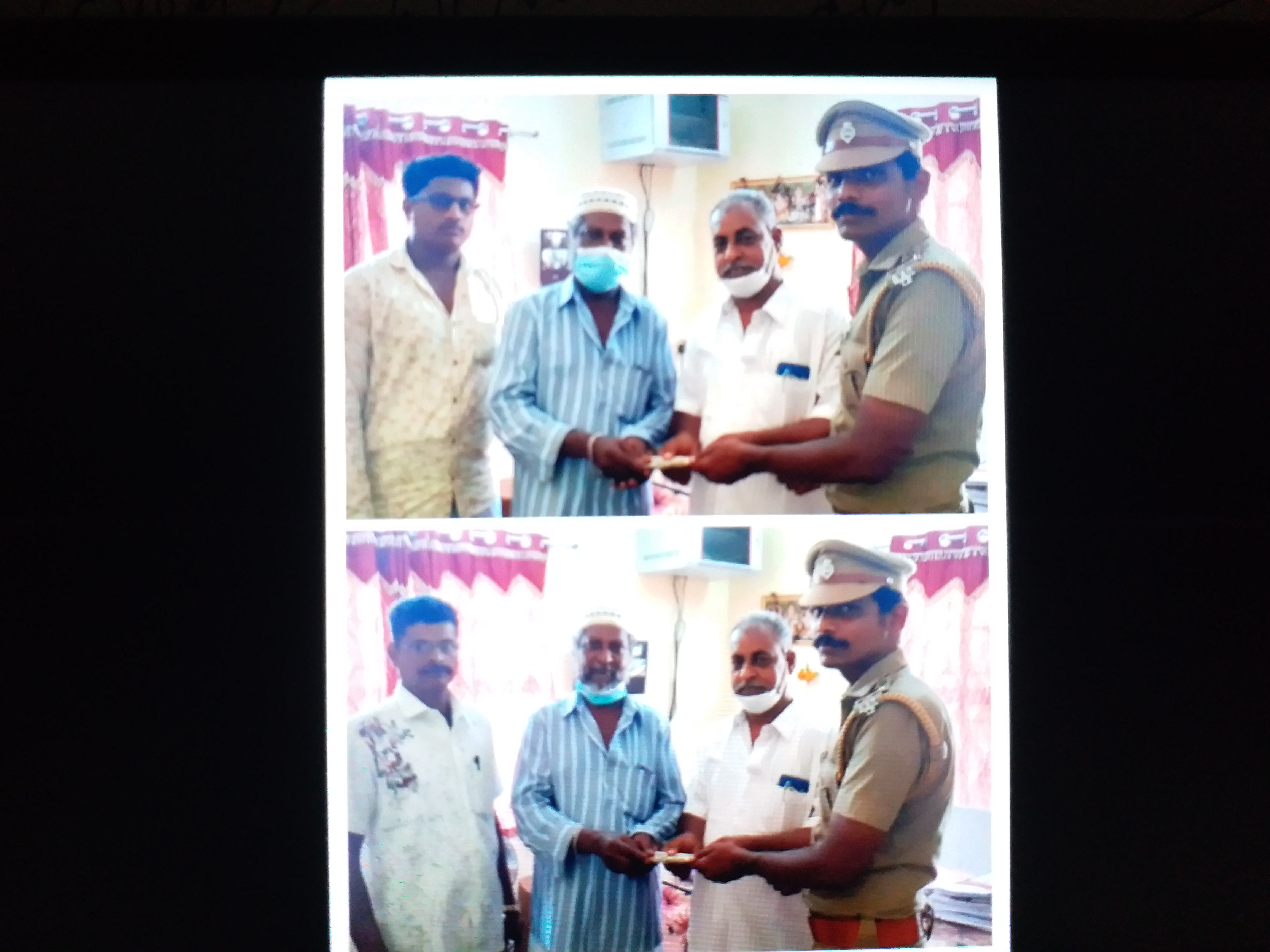 perambalur-police-handover-money-to-the-person-who-left-it-in-atm