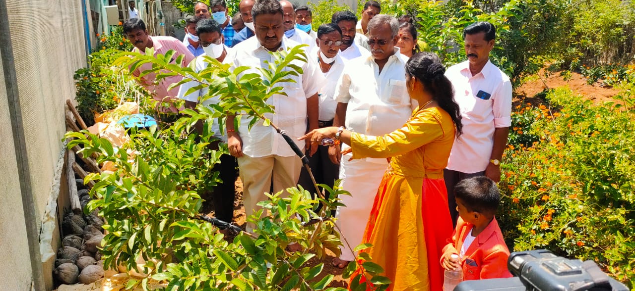 Agricultural Scientist  Scientist  puducheery speaker  puducheery speaker meet Agricultural Scientist  puducheery news  puducheery latest news  புதுச்சேரி செய்திகள்  வேளாண் விஞ்ஞானி  புதிய வகை கண்டுபிடிப்பு  செய்முறை  செடிகளில் புதிய கண்டுபிடிப்பு