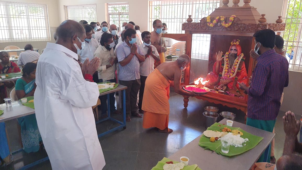 முதலமைச்சர் ரங்கசாமி அப்பா பைத்தியசாமி கோயிலில் சிறப்பு வழிபாடு