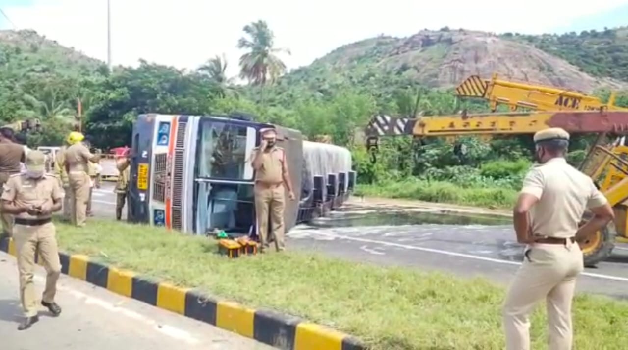 salem at udayapatti lubricant oil tanker lorry accident met accident