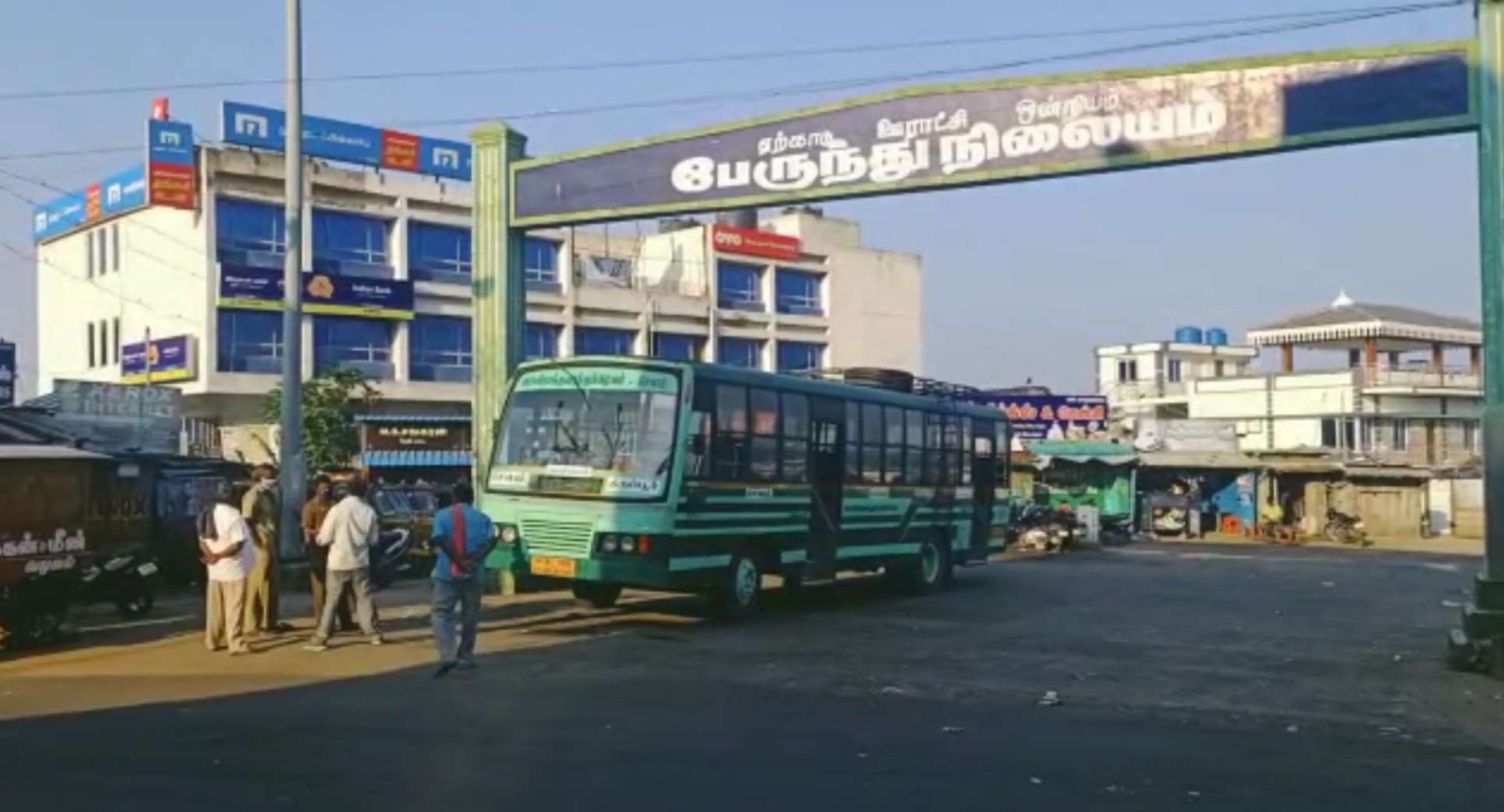 High-level talks between MDs of Andhra, Telangana corporation buses on Monday