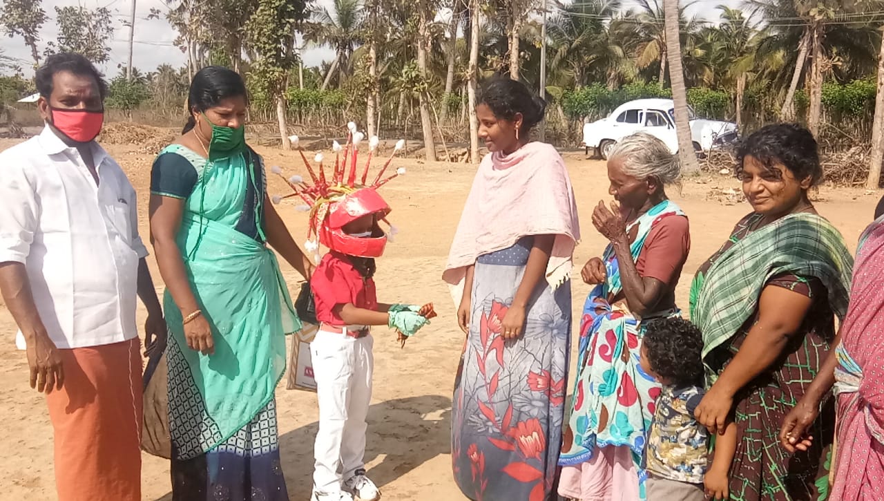 தஞ்சை மாவட்டச் செய்திகள்  கீழையூர் சிறுவன் கரோனா விழிப்புணர்வு  orathanadu keelaiyur student corona awareness  thanjavur news  கீழையூர்  தஞ்சை மாவட்டச் செய்திகள்  கீழையூர் சிறுவன் கரோனா விழிப்புணர்வு  orathanadu keelaiyur student corona awareness  thanjavur news  கீழையூர்