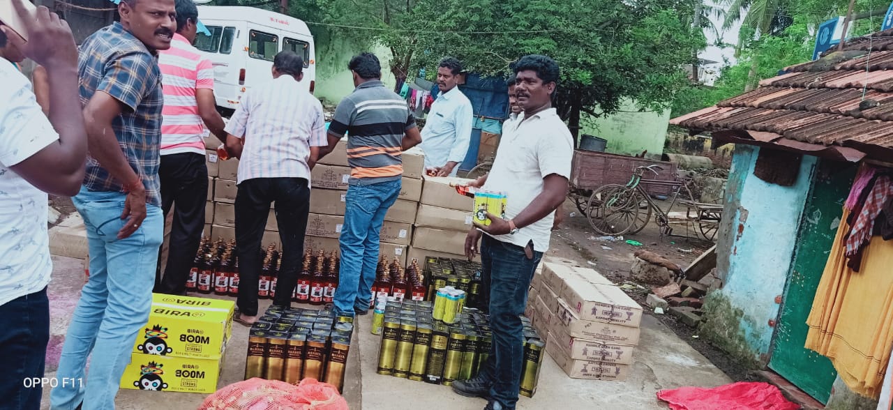 pondicherry 3 lakhs worth 2675 illicit liquor bottles seized in kumbakonam