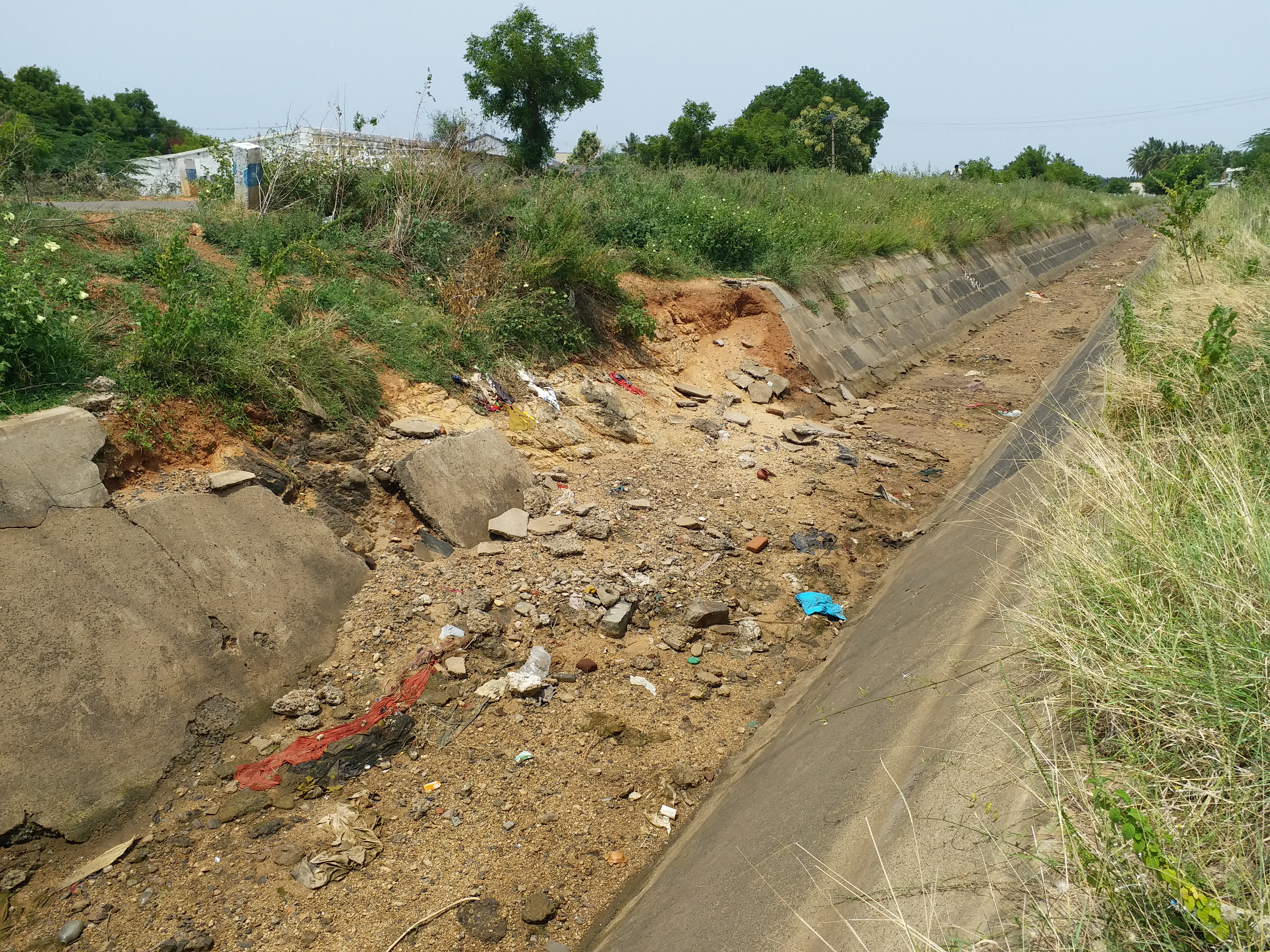 Thirumoorthy canal needs renovation