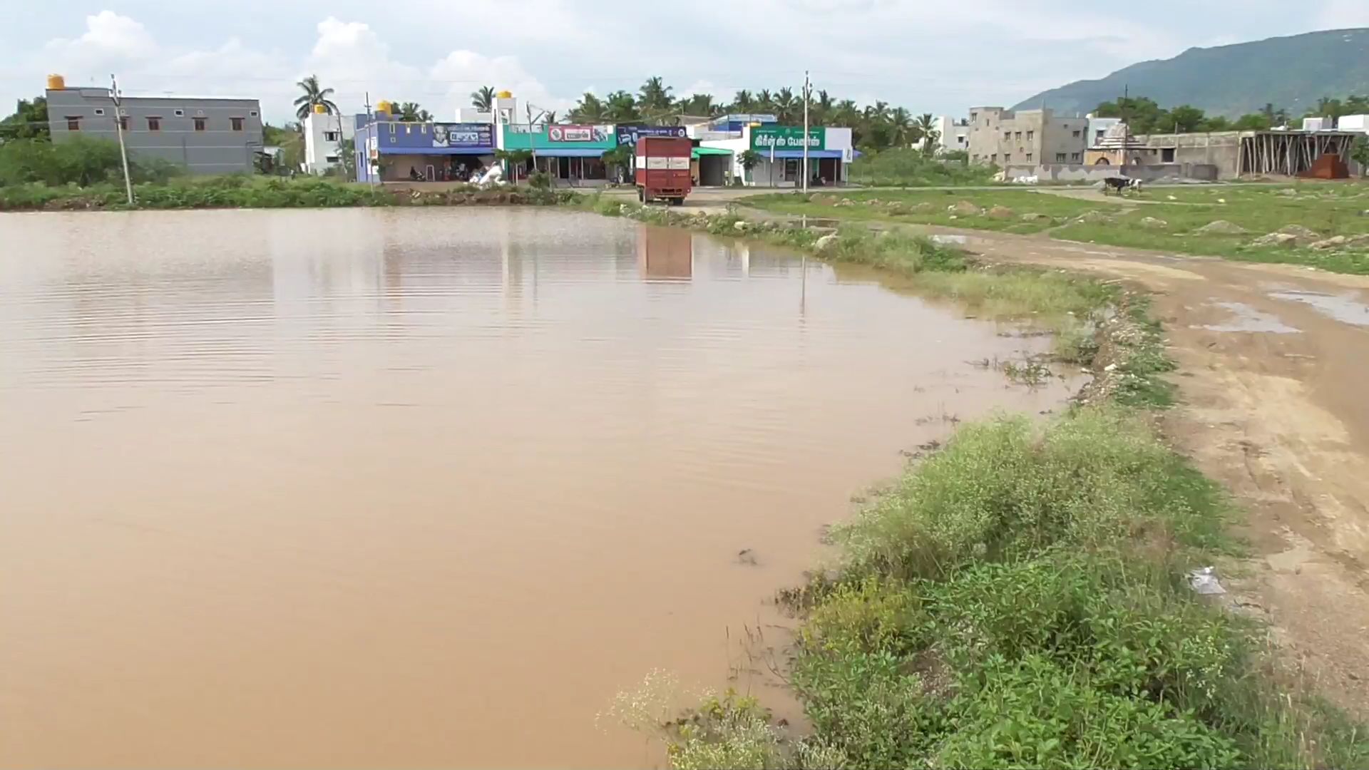 jolarpet farmers criticized jolarpet corporation officials