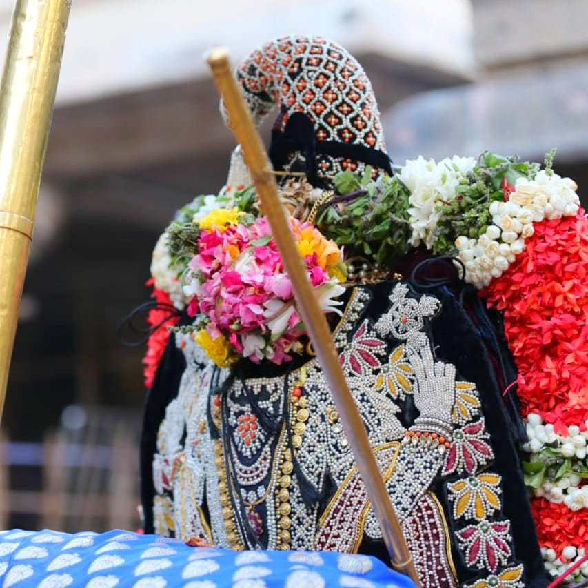 முத்துக்குறி அலங்காரம்