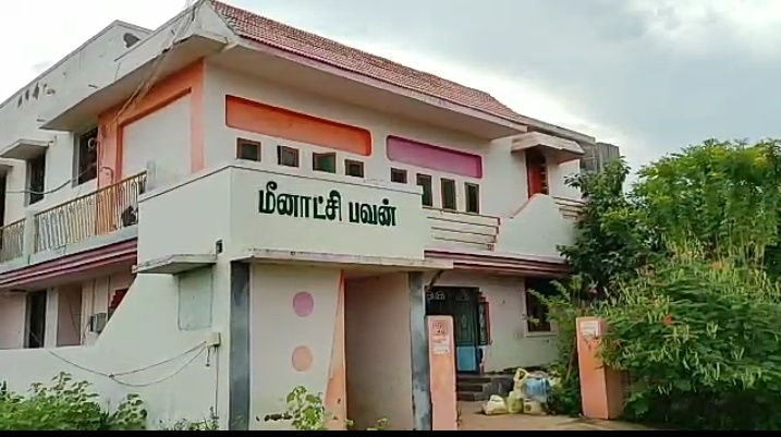 நகை அதிபர் வீடு