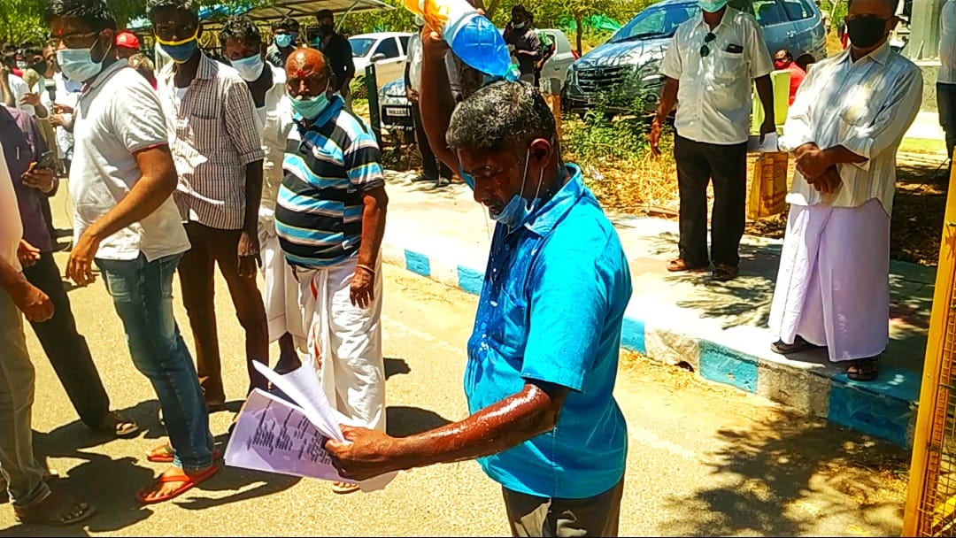 disabled_person attempt suicide in thoothukudi collector office