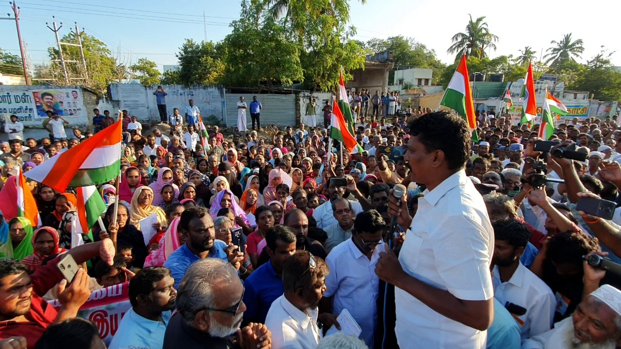 குடியுரிமை திருத்த சட்டத்துக்கு எதிர்ப்பு தெரிவித்து போராடிய கிருஷ்ணமூர்த்தி