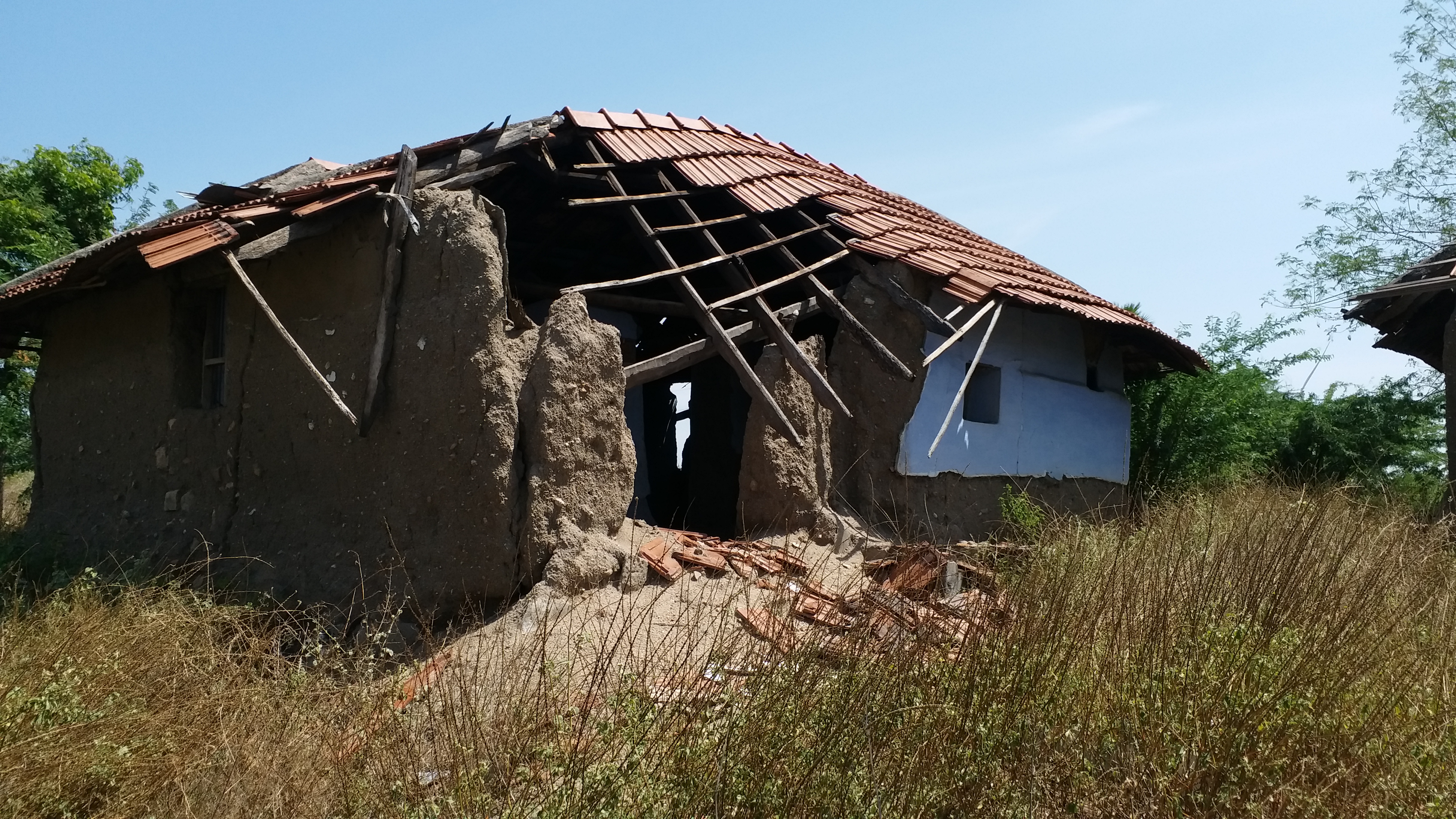 only one old man lived in a village in meenakshipuram thoothukudi