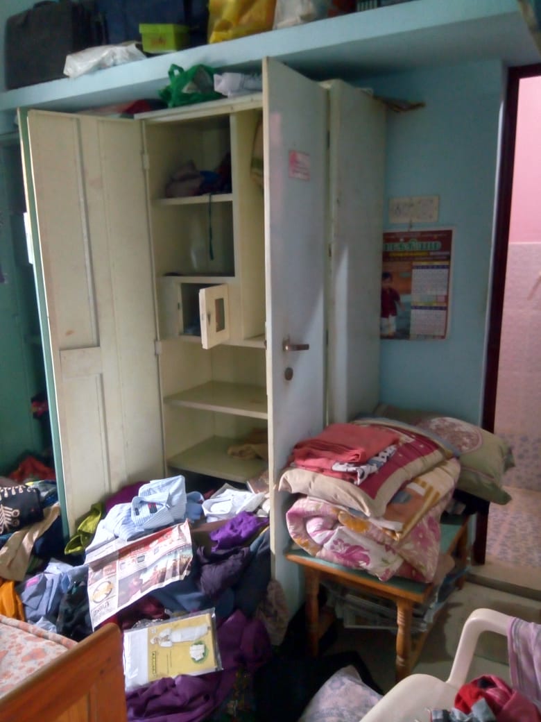 thoothukudi after got break in 2 houses burglars found nothing