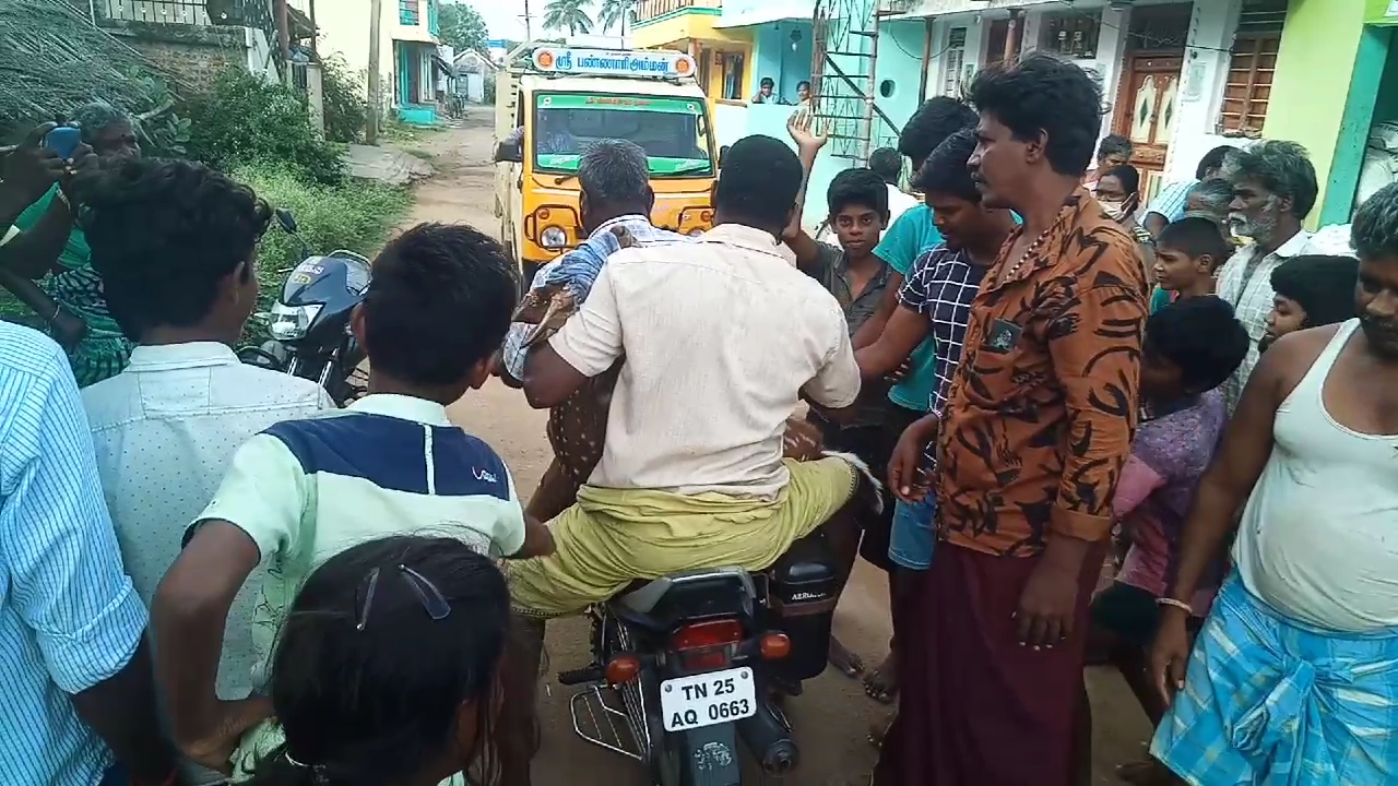 tiruvannamalai forest officers rescued spotted deer from Residential area