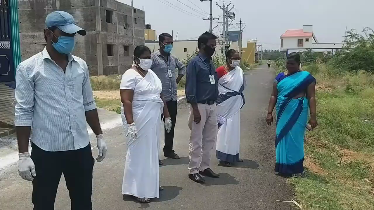 சுகாதாரத் துறையினர்