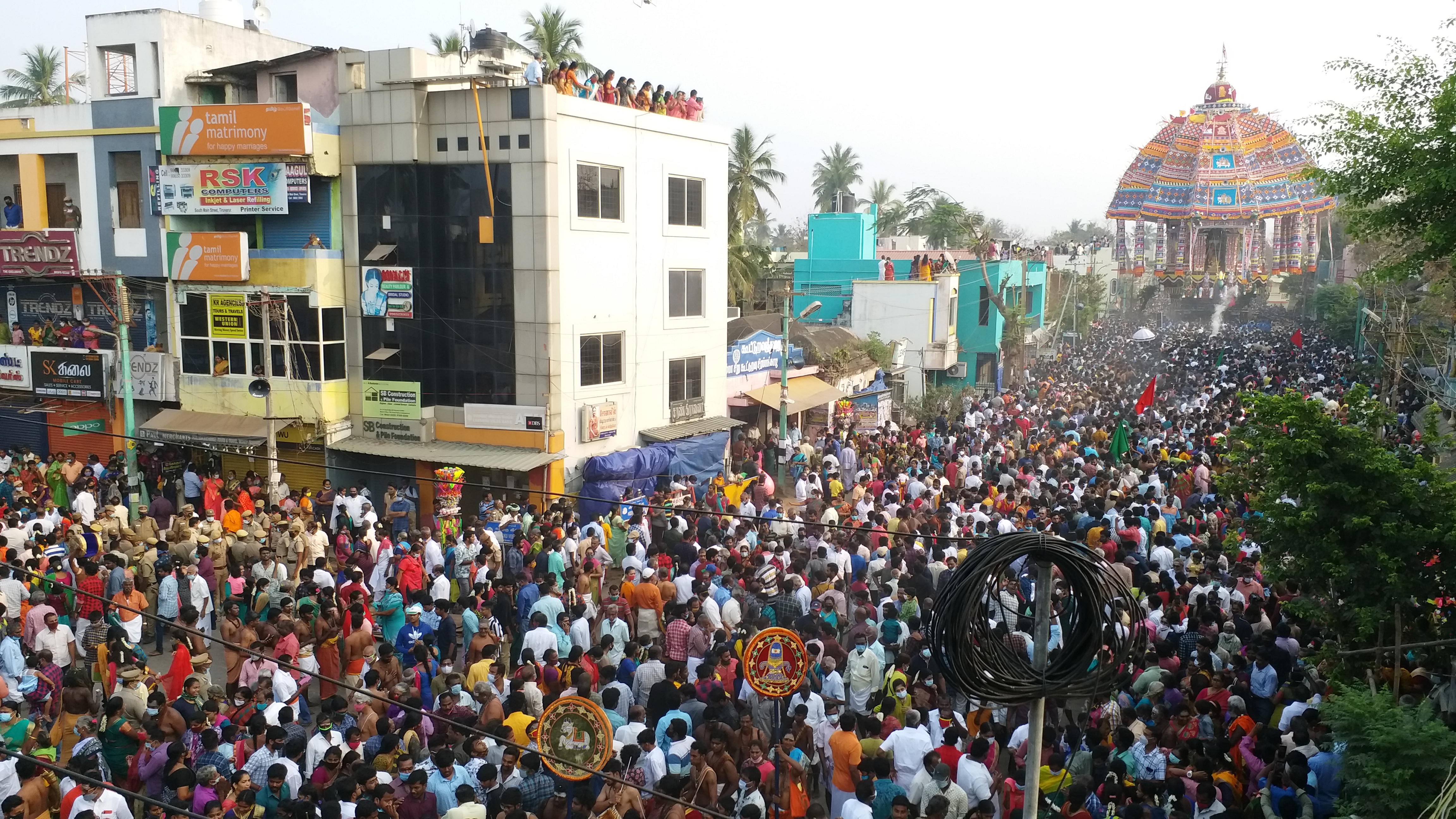 thiruvarur car festival celebrate with more than 5000 Devotees
