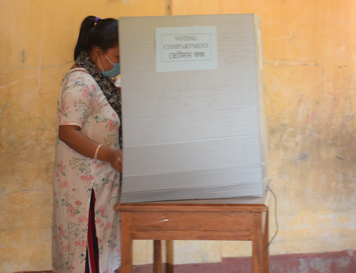 নিৰ্বাচনৰ দিনটোত কেইবাটাও বিক্ষিপ্ত ঘটনা ত্ৰিপুৰাত