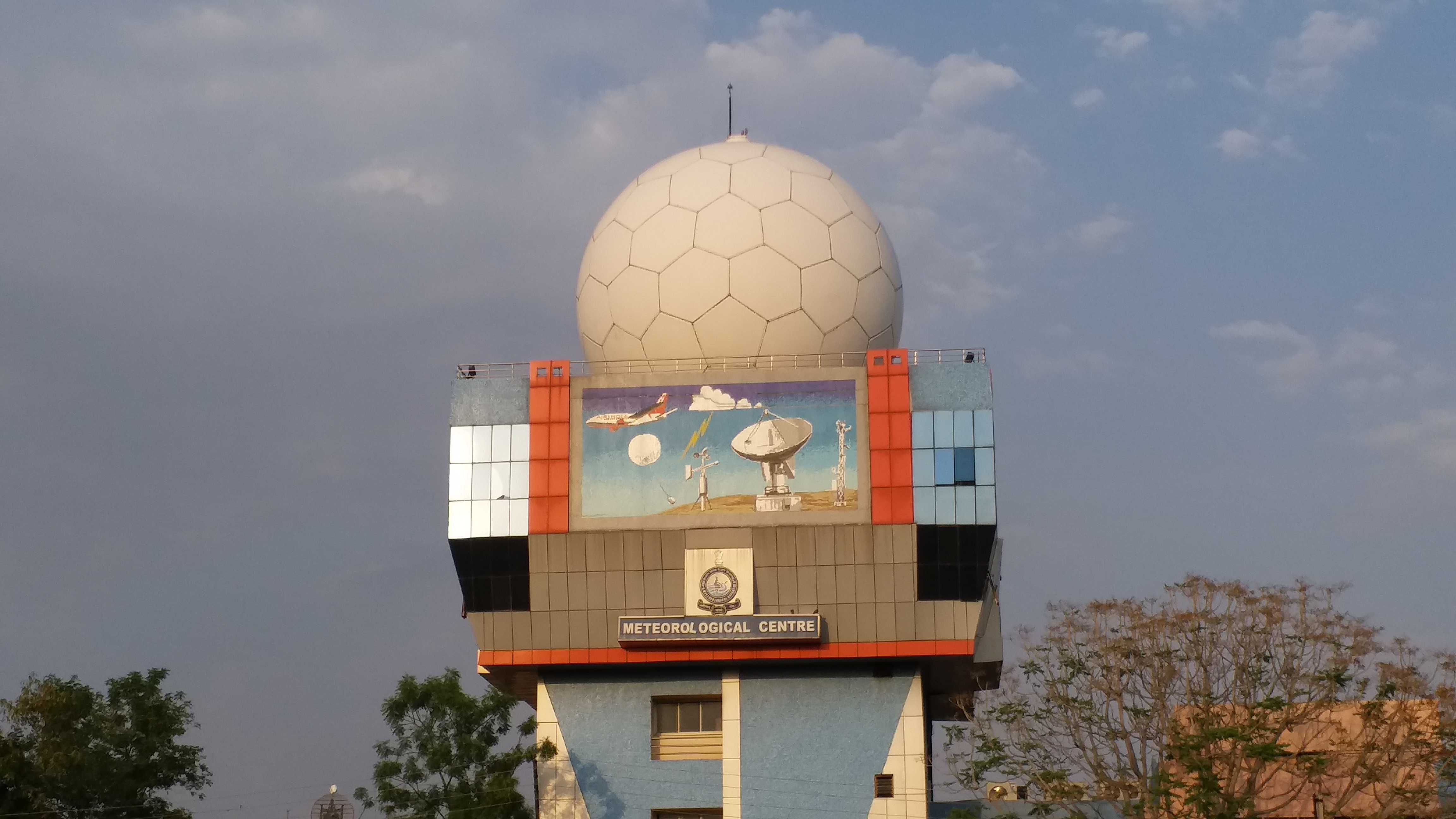 meteorology-department-issues-heavy-rain-alert-for-telangana