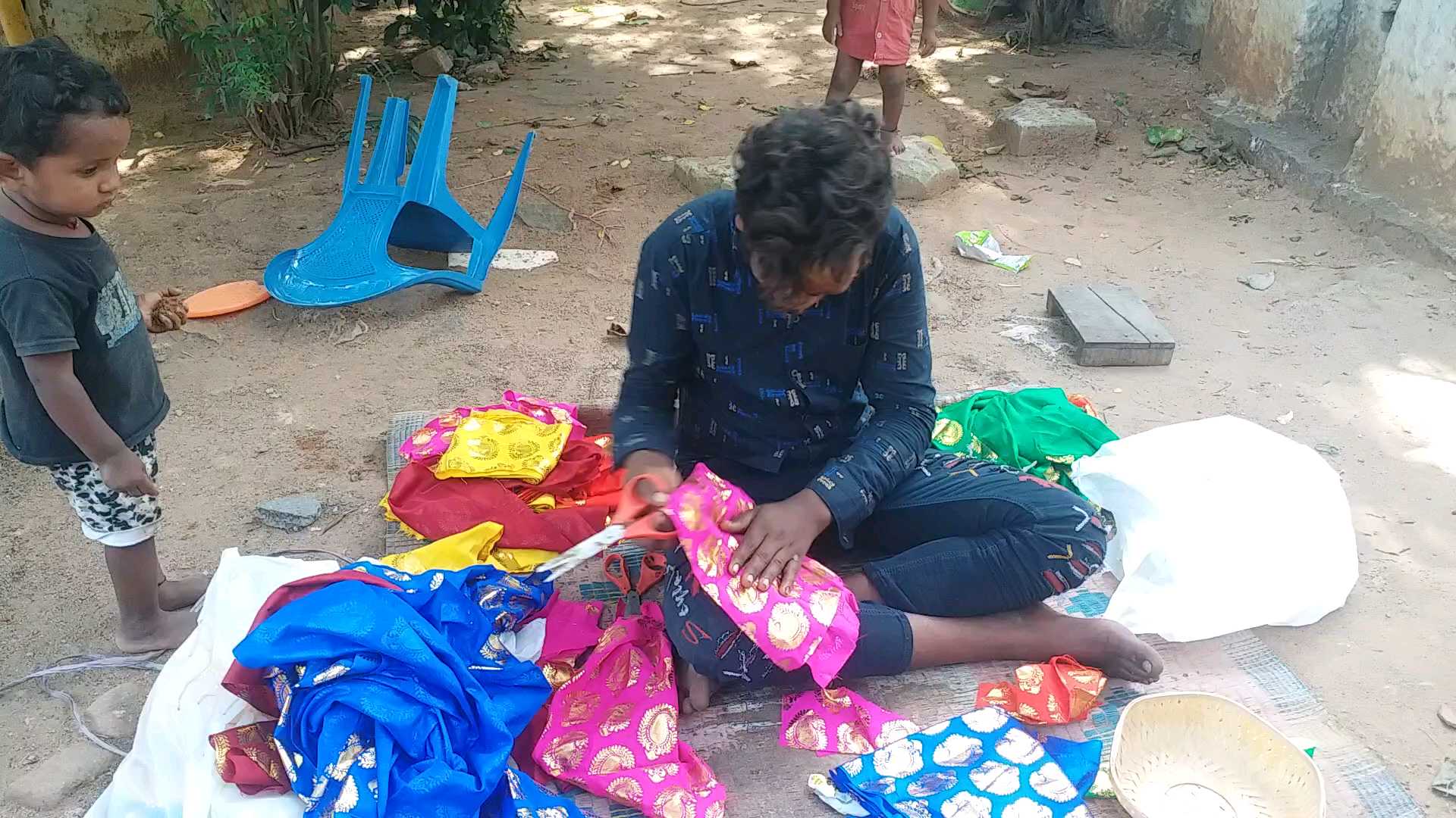 bucket makers facing financial crisis due to coronavirus in hyderabad