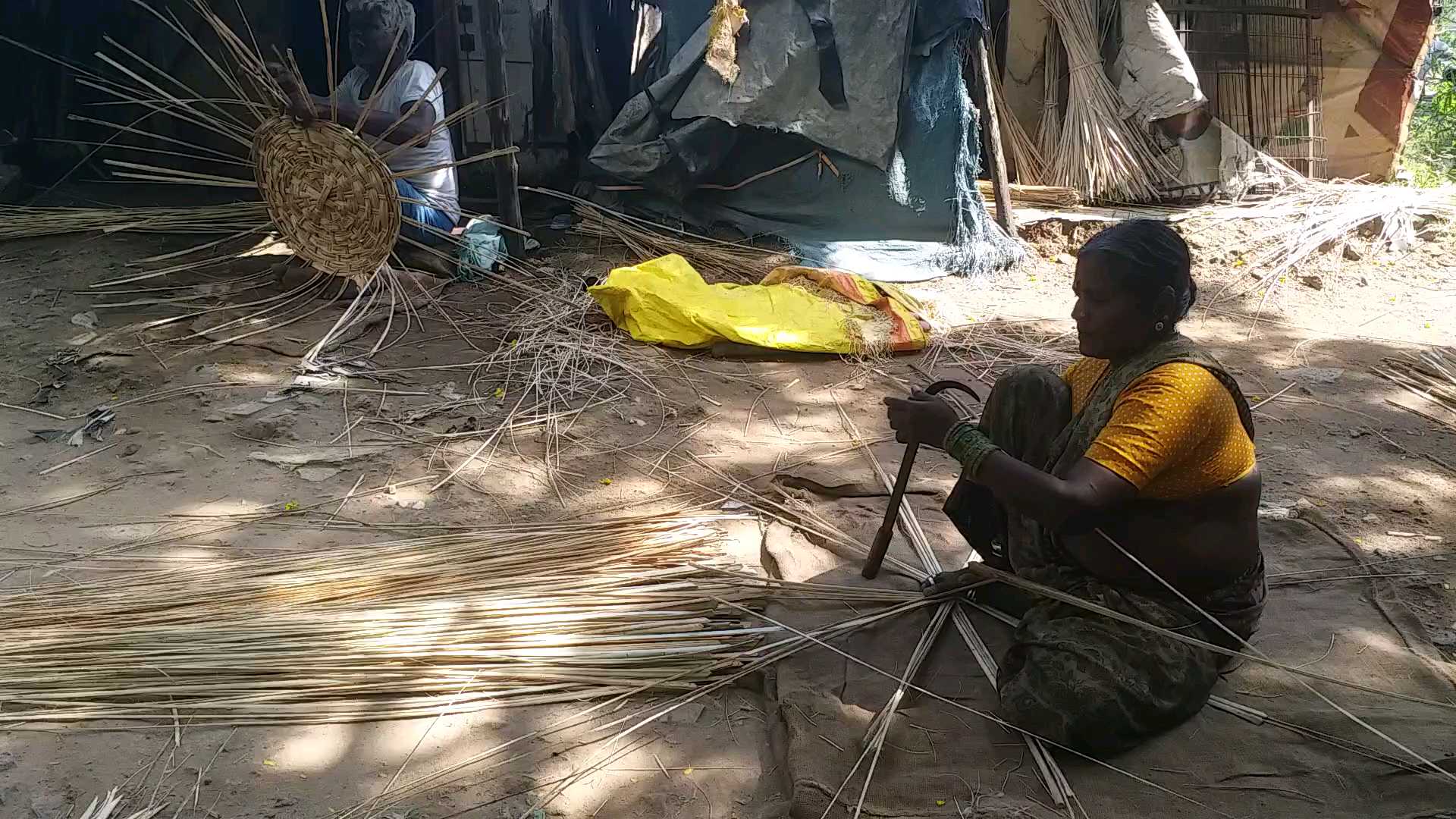 bucket makers facing financial crisis due to coronavirus in hyderabad