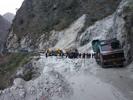 Chamoli-Badrinath highway blocked