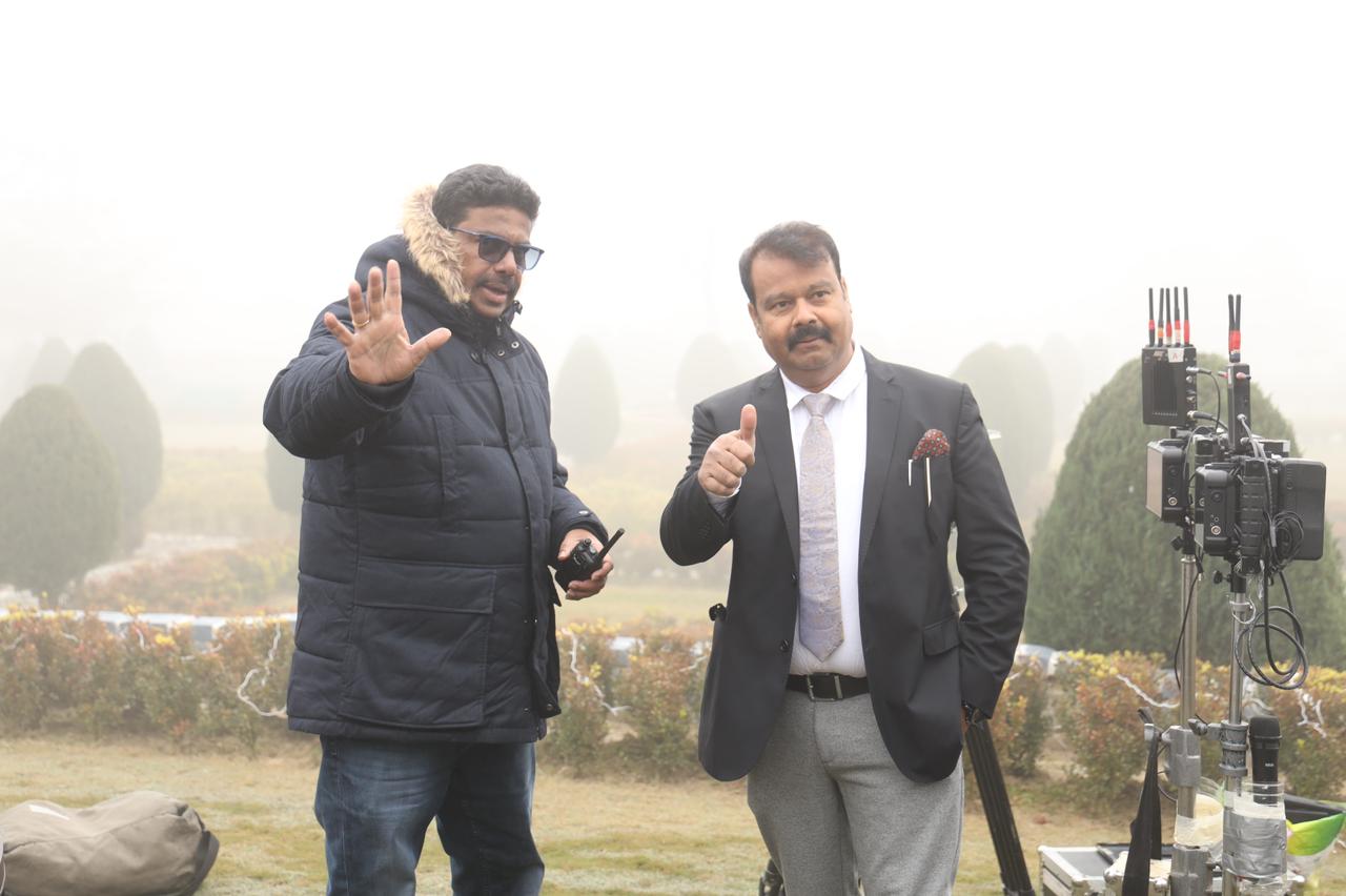 Shooting of a remake of the Spanish thriller Julia's Eyes in Dehradun