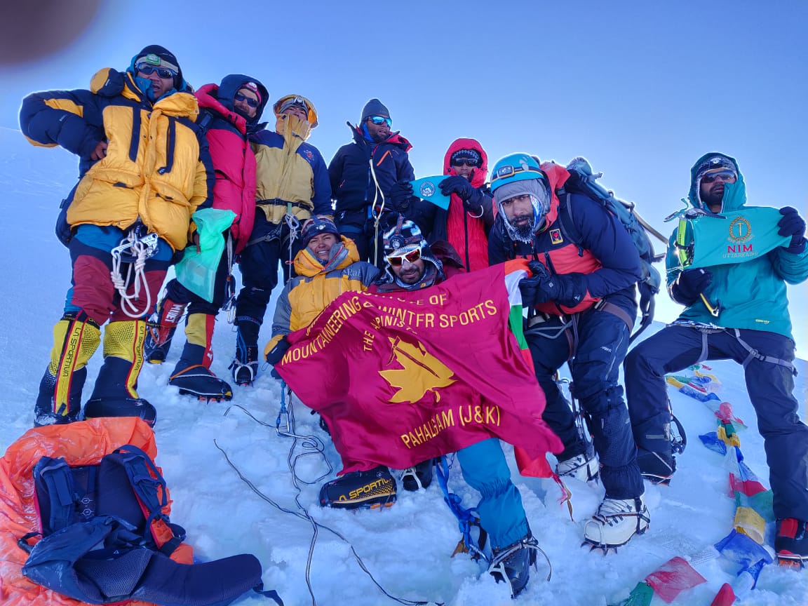 mountain trishul