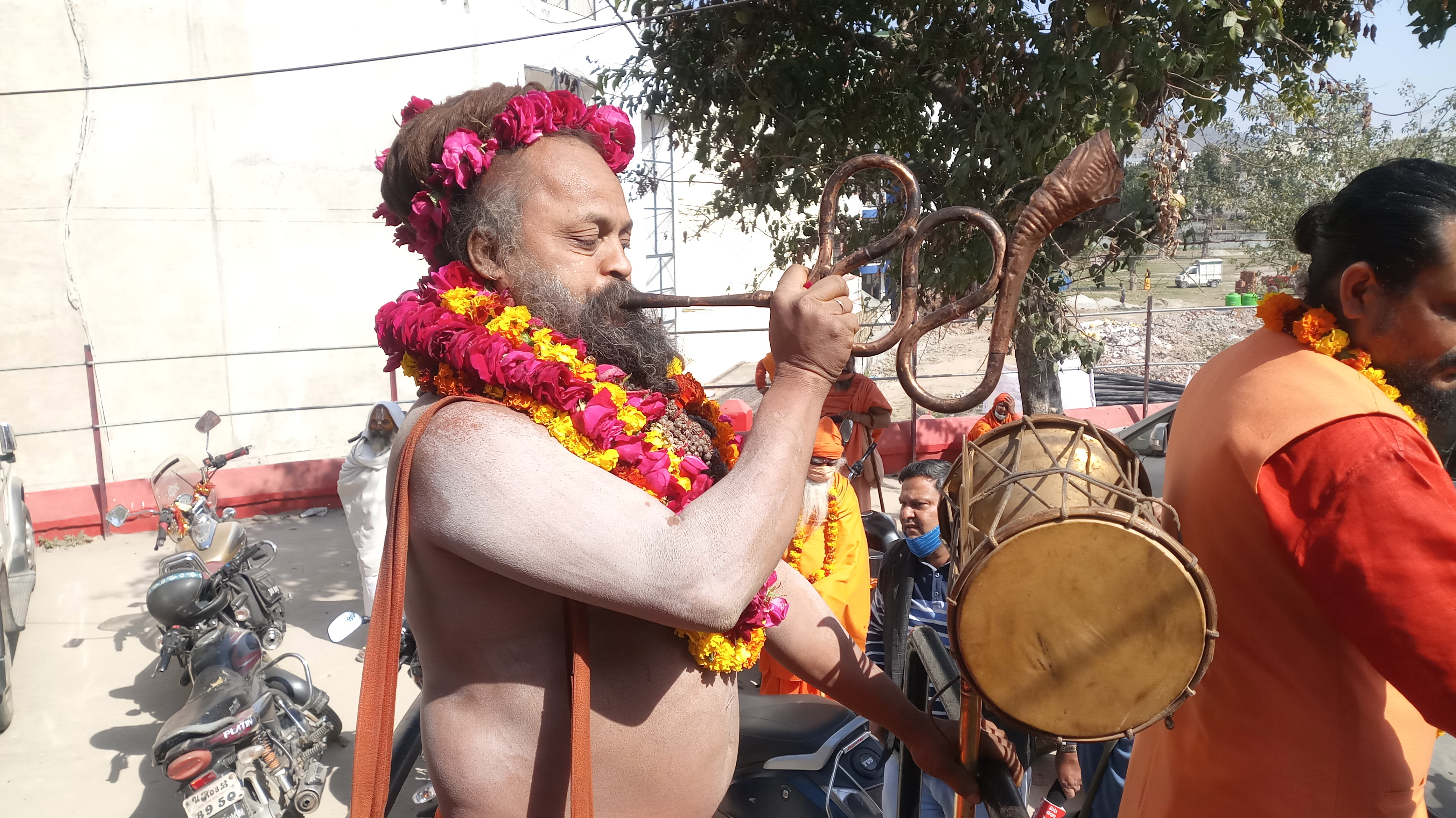 रमता पंचों का हुआ नगर प्रवेश