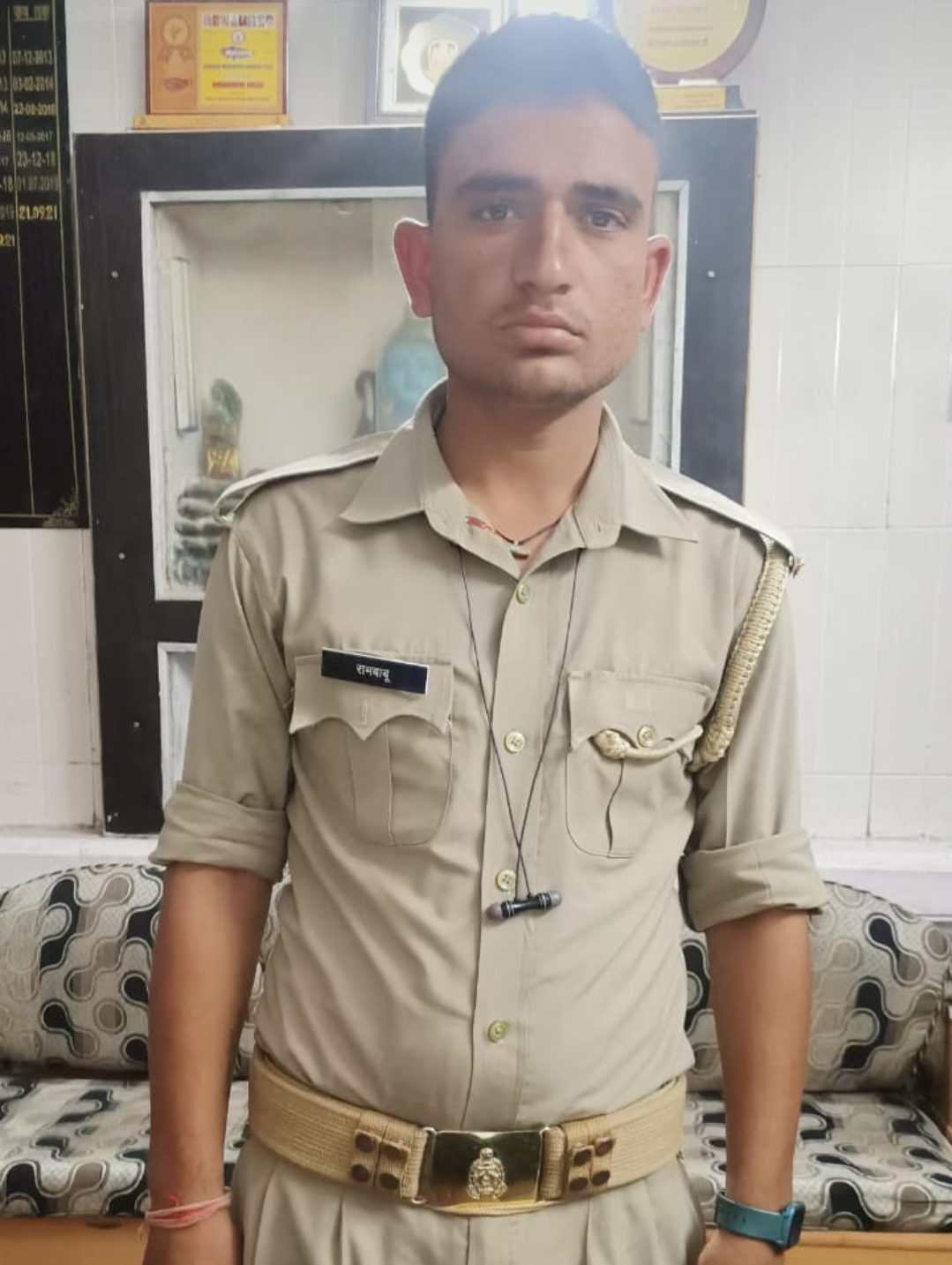 Fake policeman arrested in Haridwar