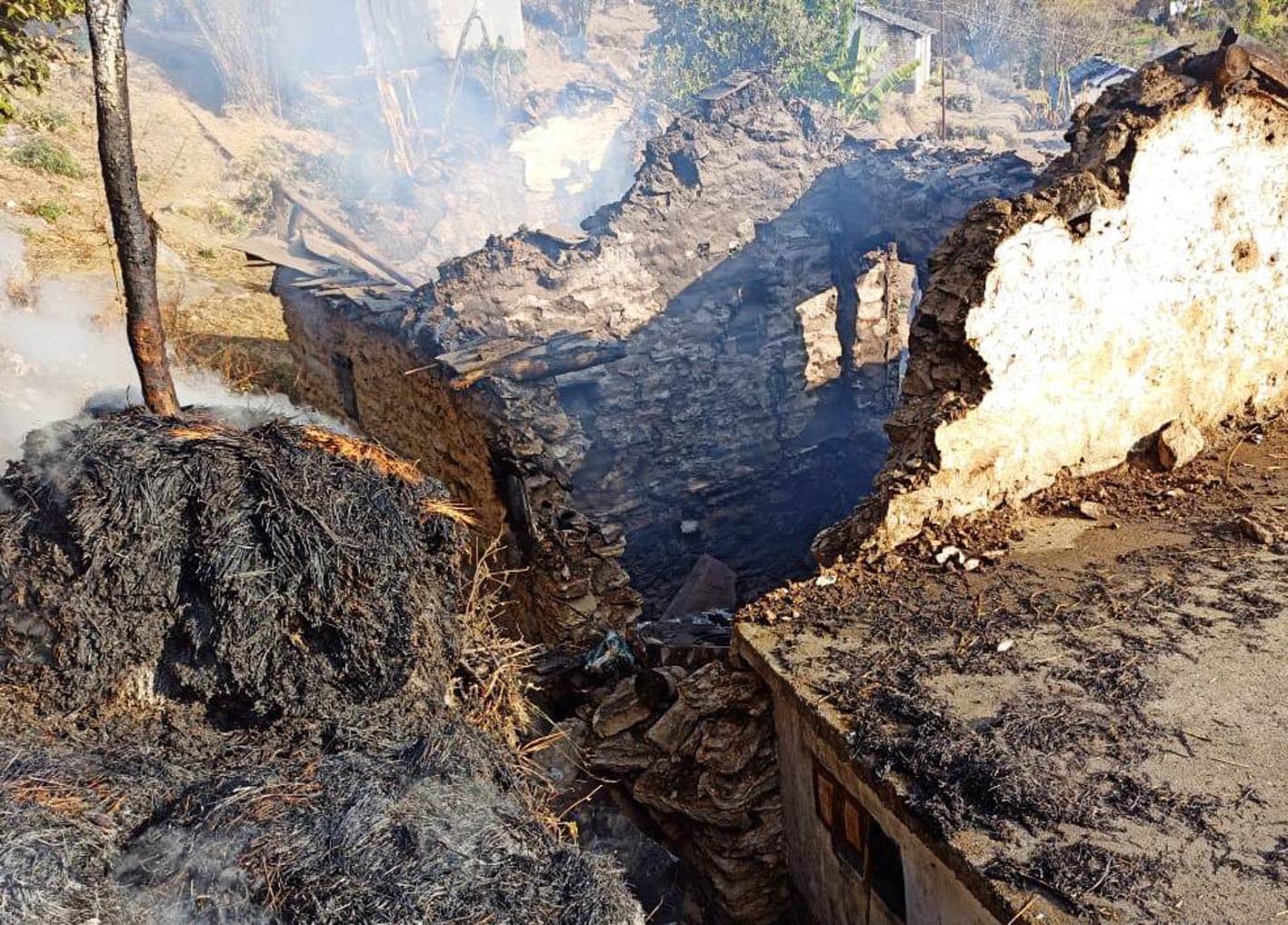 House burnt in Berinag
