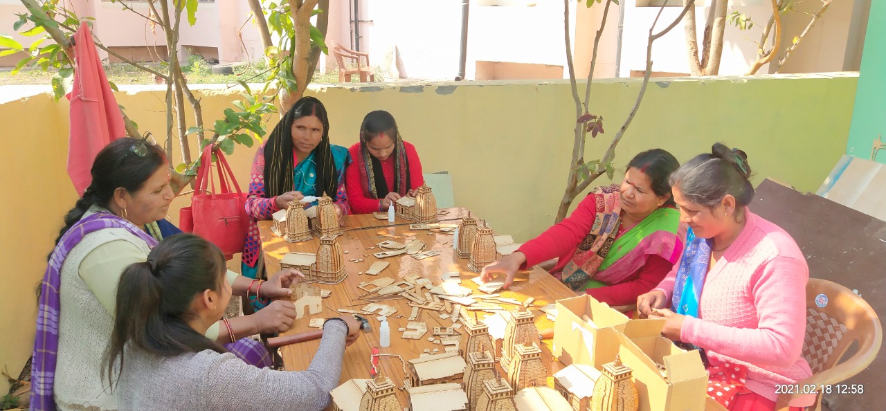 Baba Kedarnath's Prasad Devotees