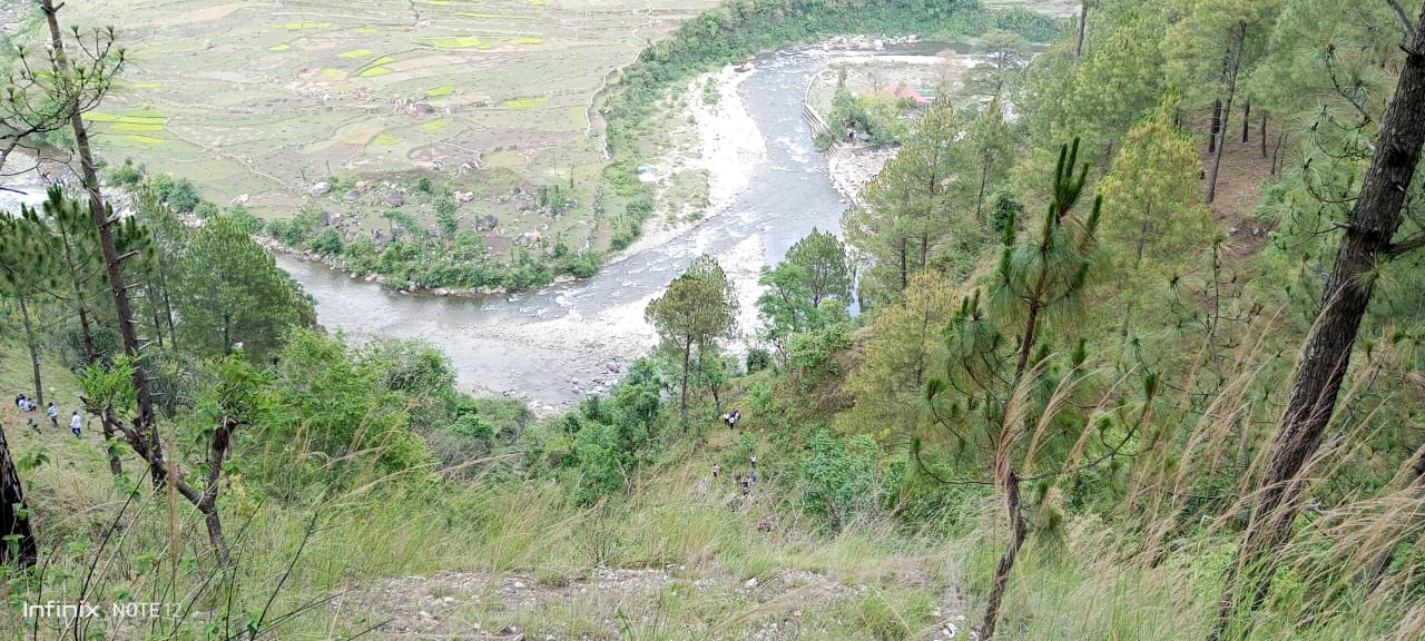 Car Fell Into Ditch in Tehri