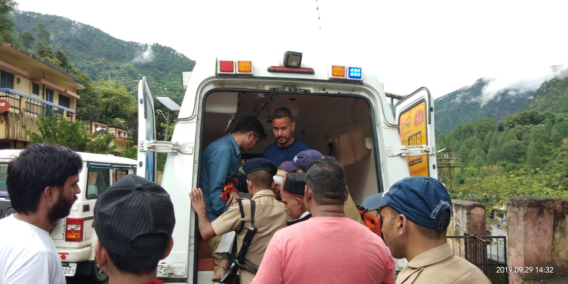 one died and 5 seriously injured in uttarkashi