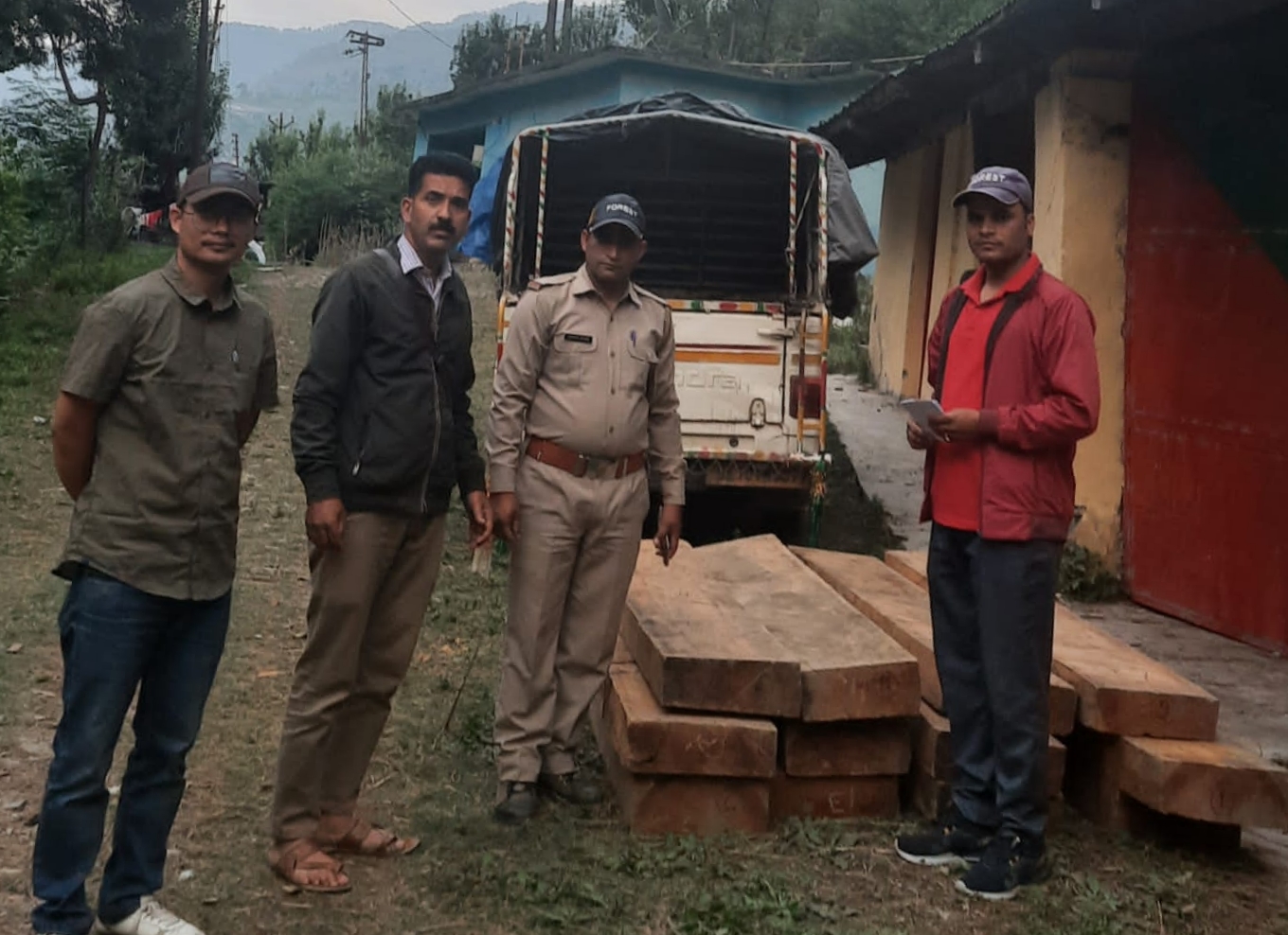 Cedar Sleeper in Uttarkashi