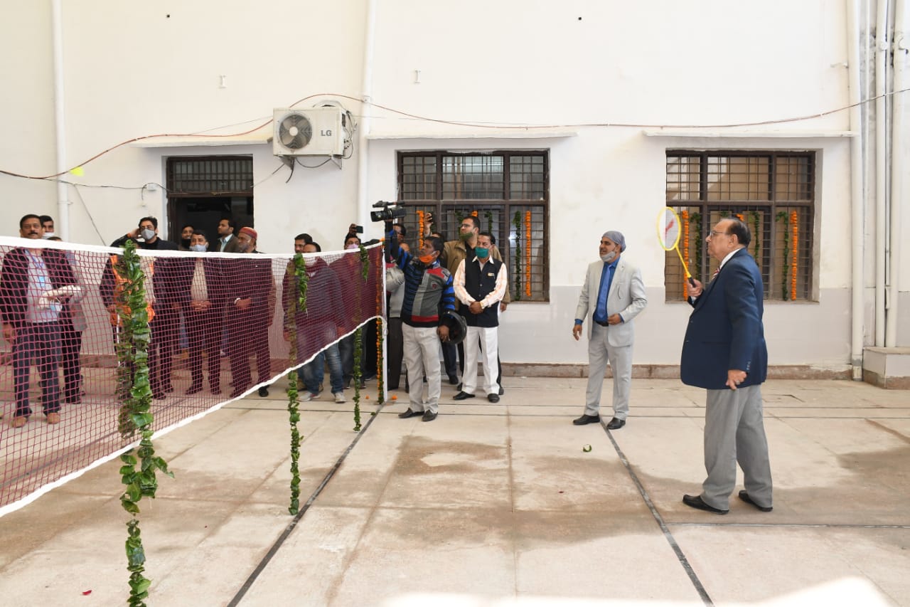 indoor badminton court and canteen inaugurated in bbau agra