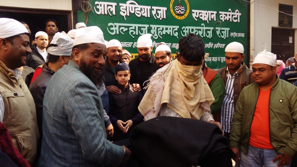 distribution of warm clothes and blankets to the needy in view of winter in bareilly uttar pradesh