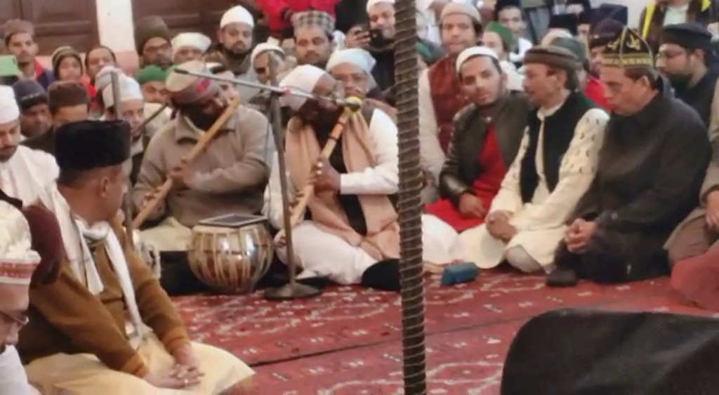 mehfil e sama in khanqah bareilly