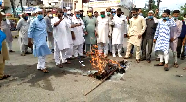 ہم وزیراعظم نریندر مودی اور وزیر داخلہ امت شاہ سے مطالبہ کرتے ہیں کہ آئی ایم سی کے تمام کارکنان کو گلوان وادی میں بھیج کر دشمنانِ بھارت سے بدلا لینے کا موقع دیا جائے